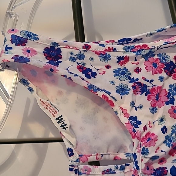 Girl's floral tank with sheer lining bottom - Picture 2 of 3